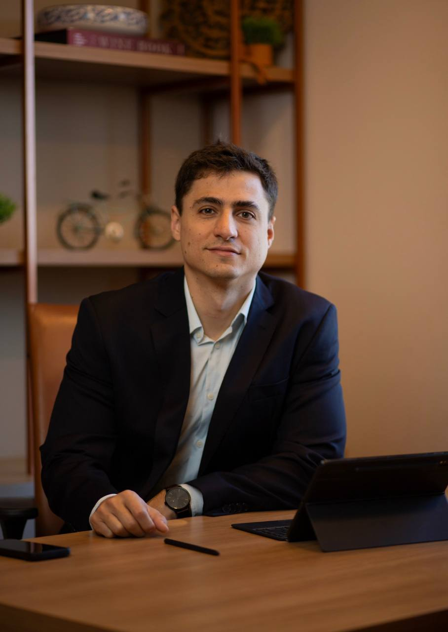 Dr. Felipe Estima, ortopedista e cirurgião do joelho